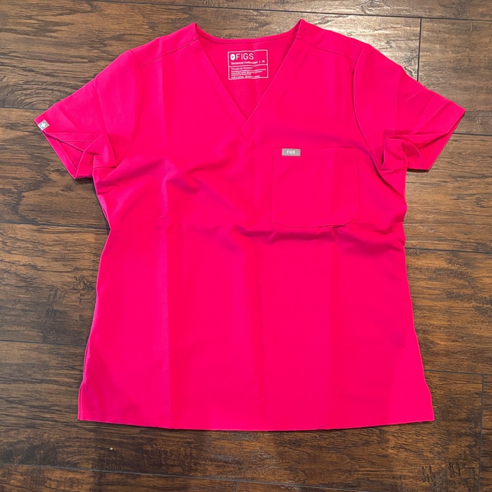 Figs Women's Ultra Rose Catarina Top